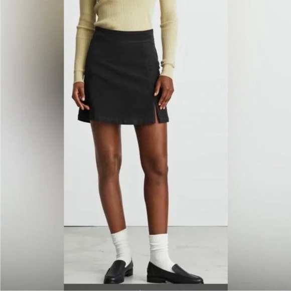 Everlane Moleskin Mini Skirt - Picture 1 of 8